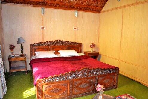 Bangkok Houseboat, Srinagar 2